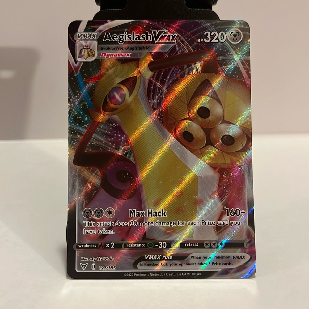Aegislash VMAX 127/185 - Vivid Voltage - Ultra Rare, NM